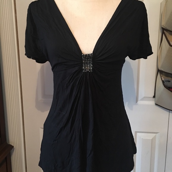 2 for 12! Black Express top - Picture 1 of 4